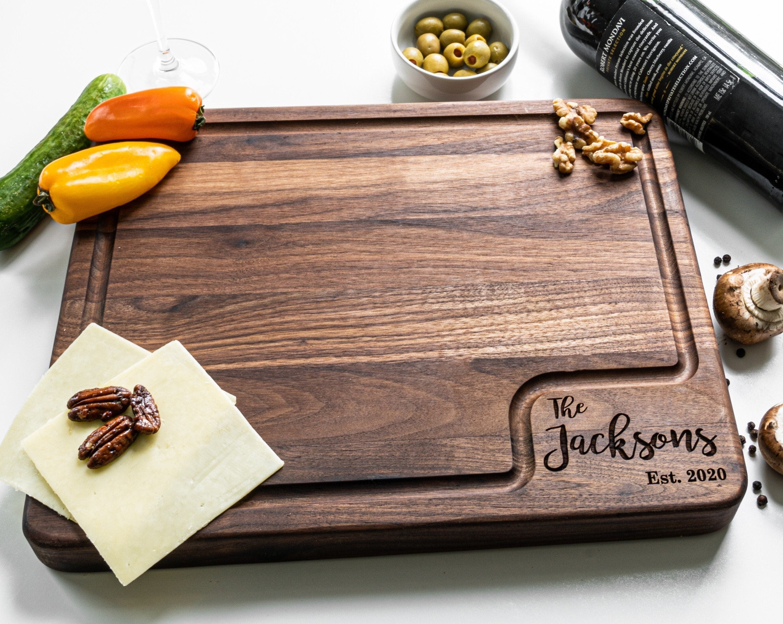 Walnut Cutting Board - Elegant Cutting Board